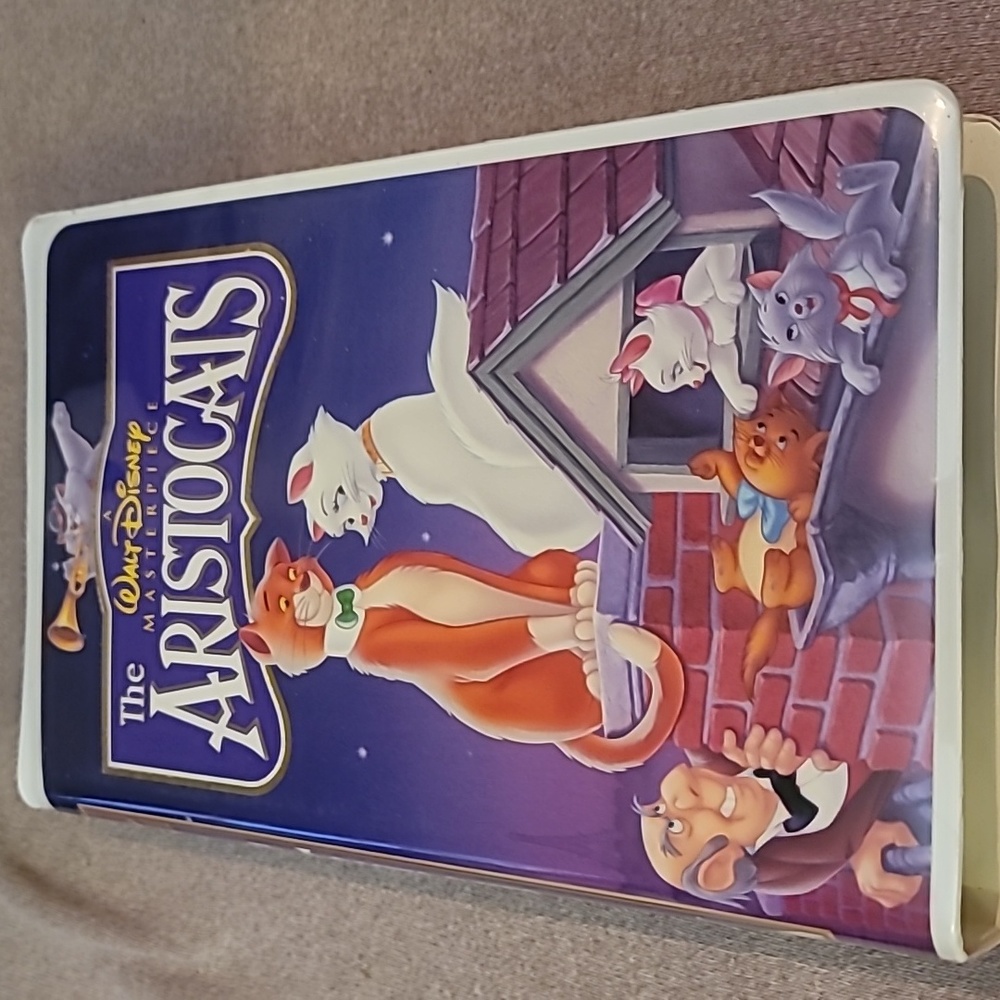 WALT DISNEYS "THE ARISTOCATS"- GREAT FAMILY FILM